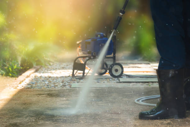 Best Gutter Cleaning  in Ballville, OH